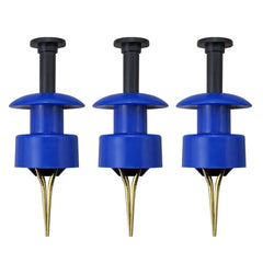 Peosaard Pellet Bander blue clip close-up for fast bait mounting.
