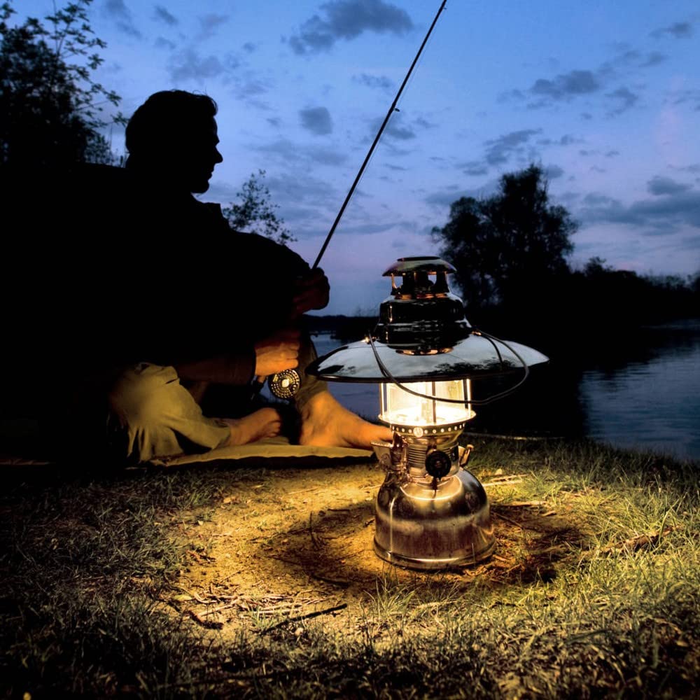 Chrome finish gives the Petromax lamp a distinctive, premium look.