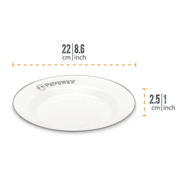 Petromax enamel surface close-up showing scratch-resistant finish for outdoor use.