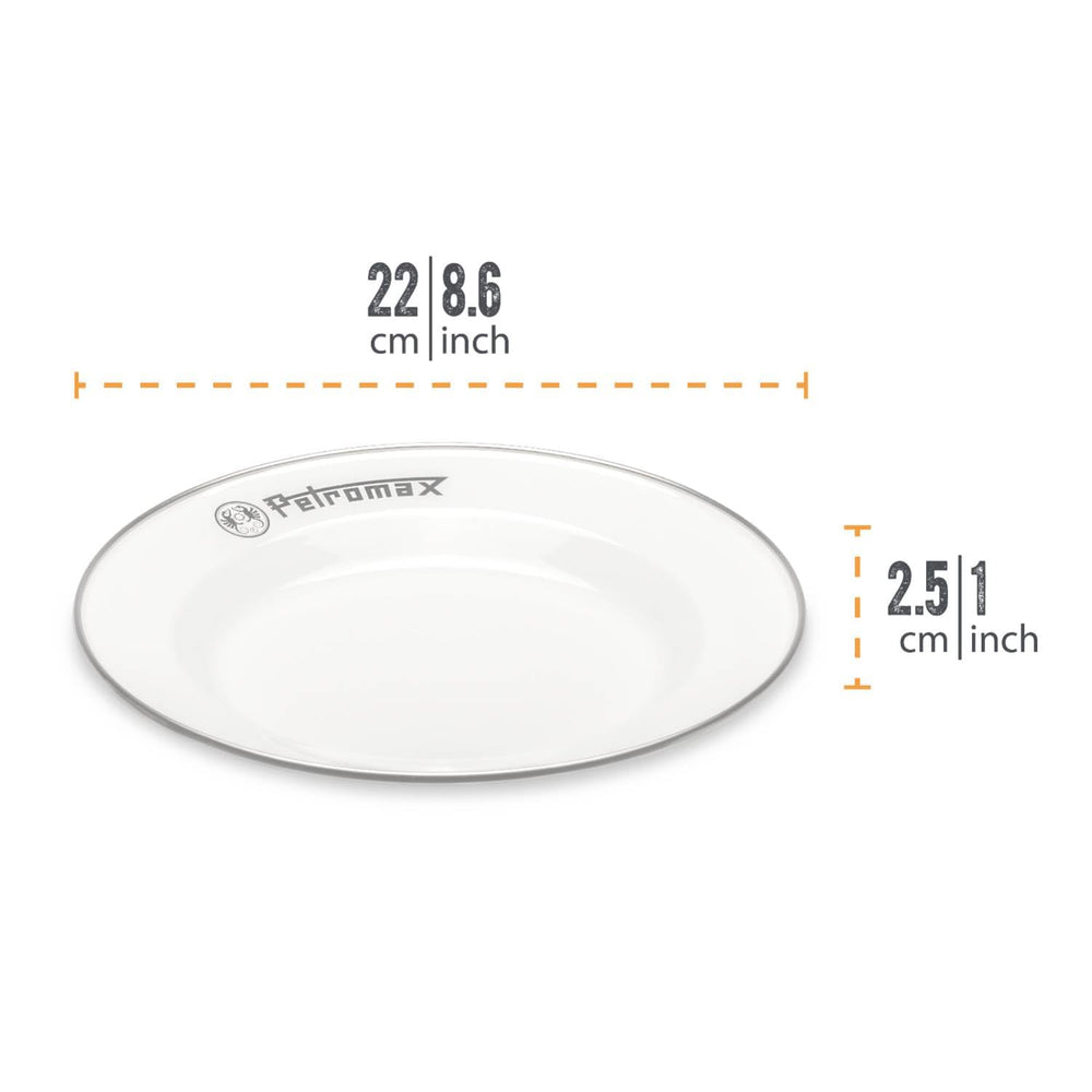 Petromax enamel surface close-up showing scratch-resistant finish for outdoor use.