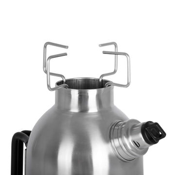 Petromax Fire Kettle demonstrates chimney heating in double-wall design