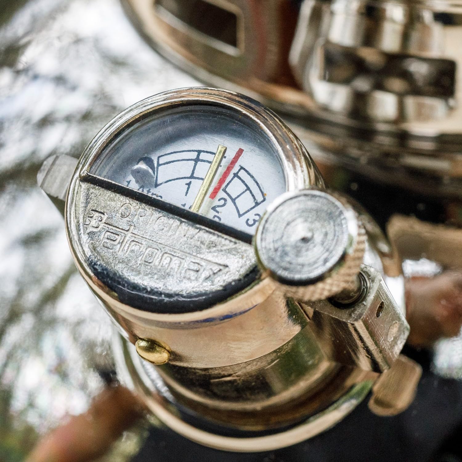 Petromax HK500 lantern accessory pack featuring the manometer component