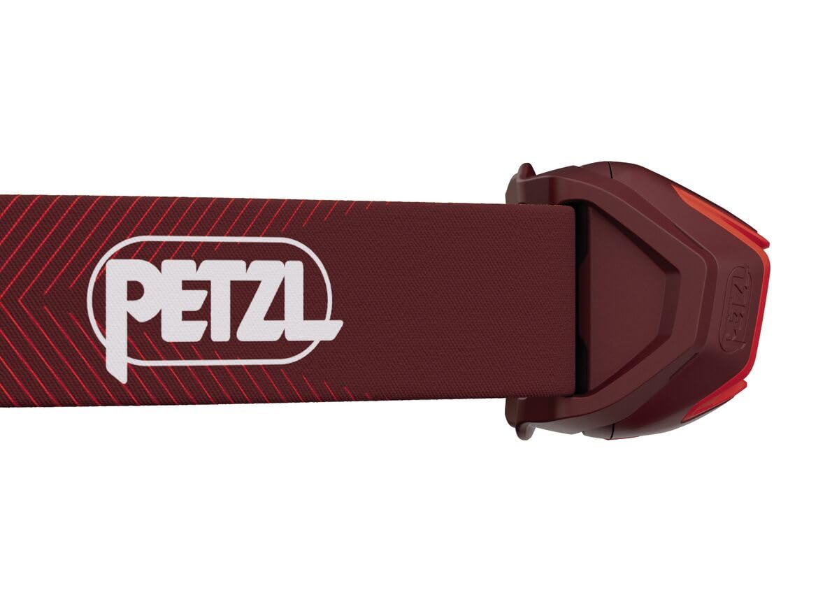 Petzl ACTIK CORE hybrid battery compatibility emphasizes flexibility with multiple power sources.