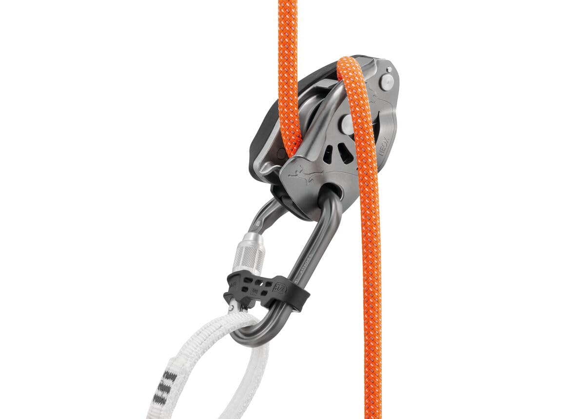 Petzl Attache Bar H-frame at 58 g keeps strength while light.