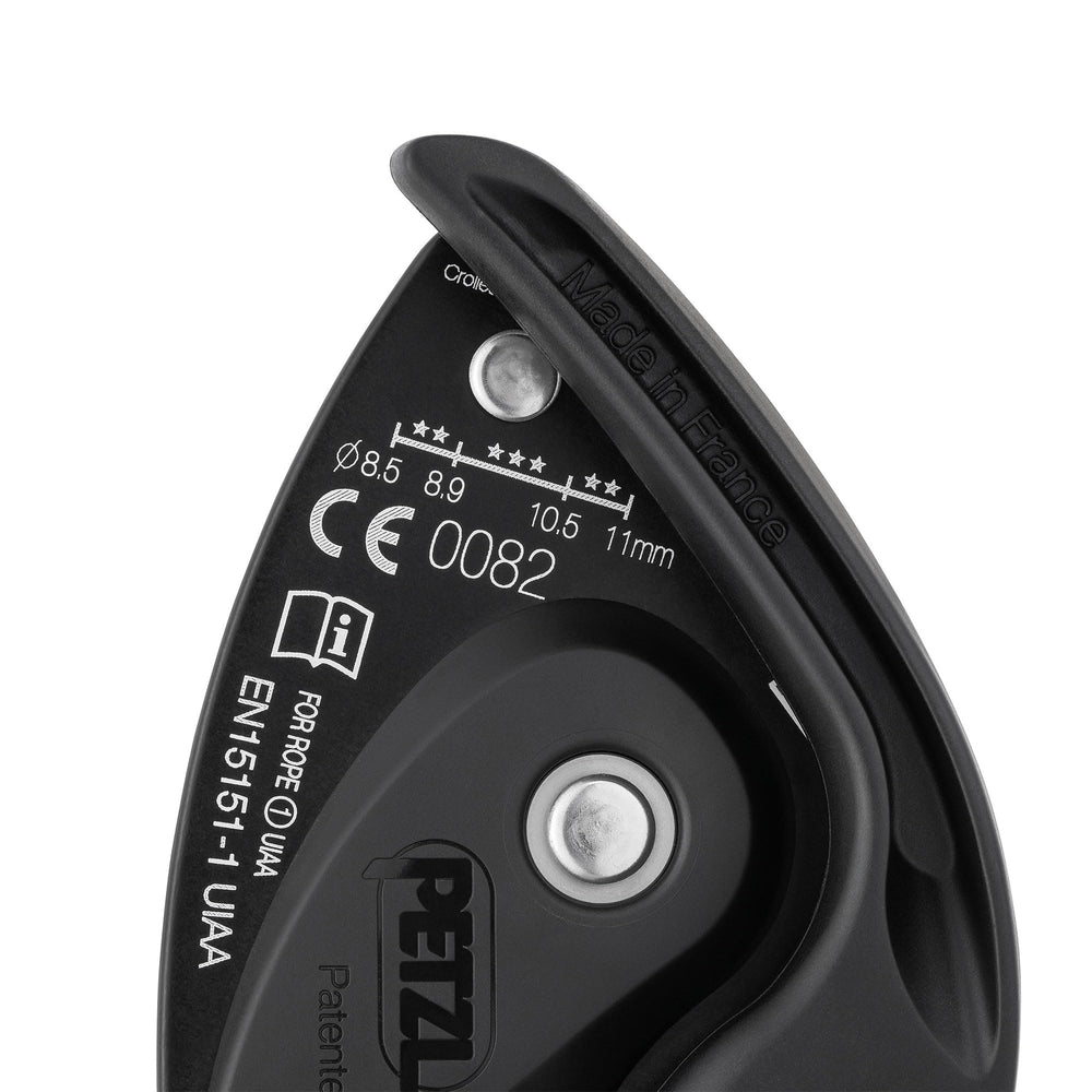 PETZL Grigri gray cam action close-up showing smooth blocking during a fall.
