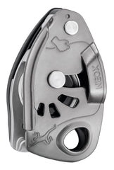 PETZL NEOX belay device front view with smooth rope handling
