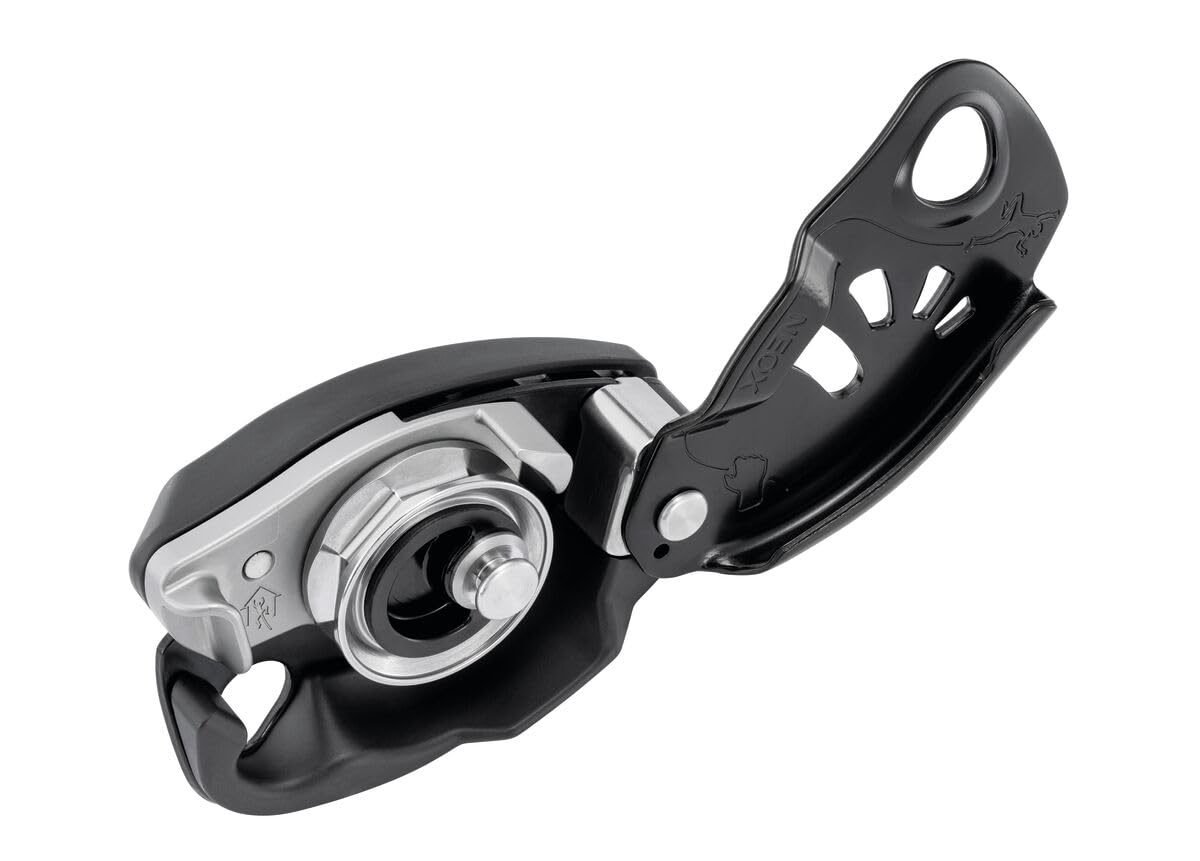 Petzl NEOX ideal for gym and crag belaying during lead climbs