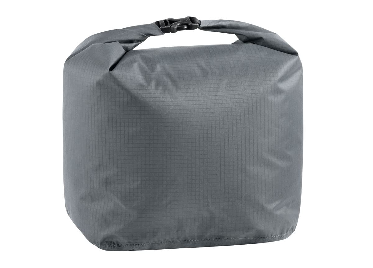 Petzl SAKOVER closed storage pouch keeps chalk contained and dust-free