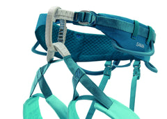 PETZL Sama front gear loops enable quick clipping of quickdraws.