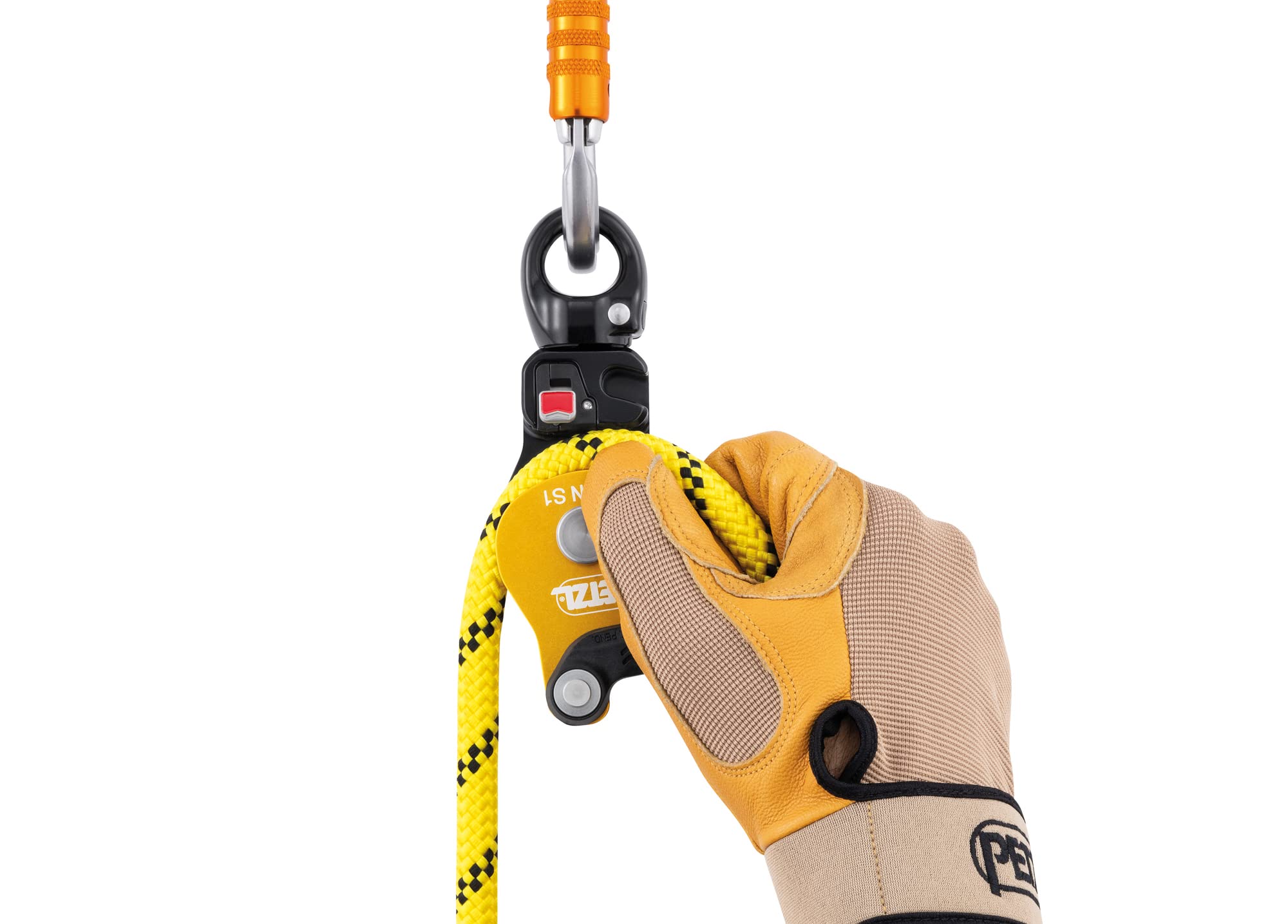 Petzl Spin S1 swivel oriented under load simplifies rigging connections.