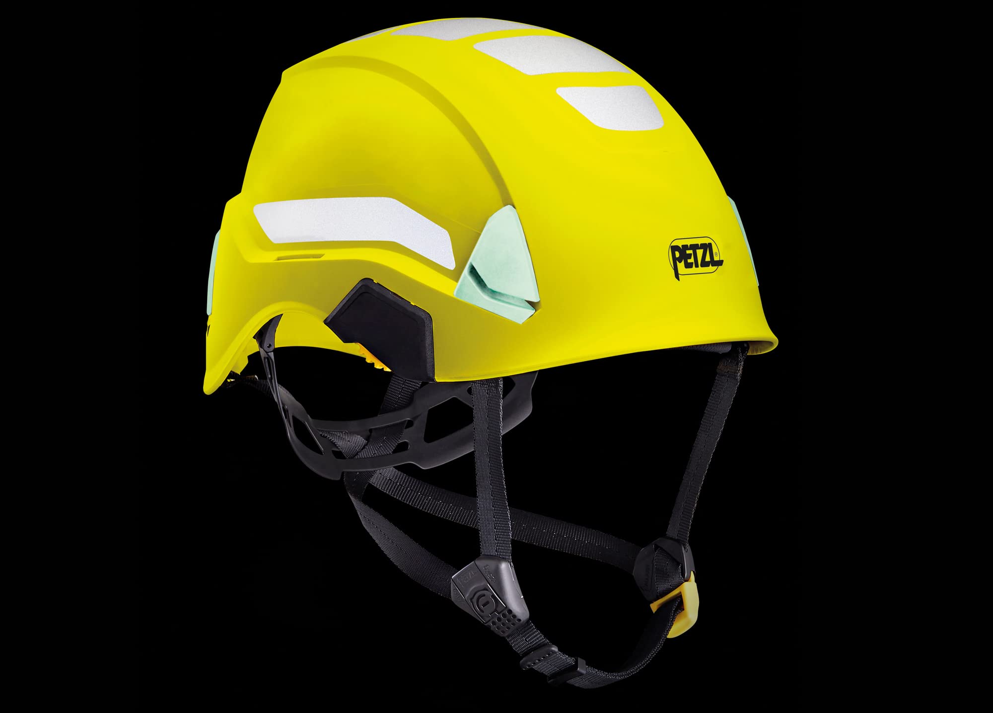 Petzl Strato centerfit system keeps the helmet perfectly centered during work.