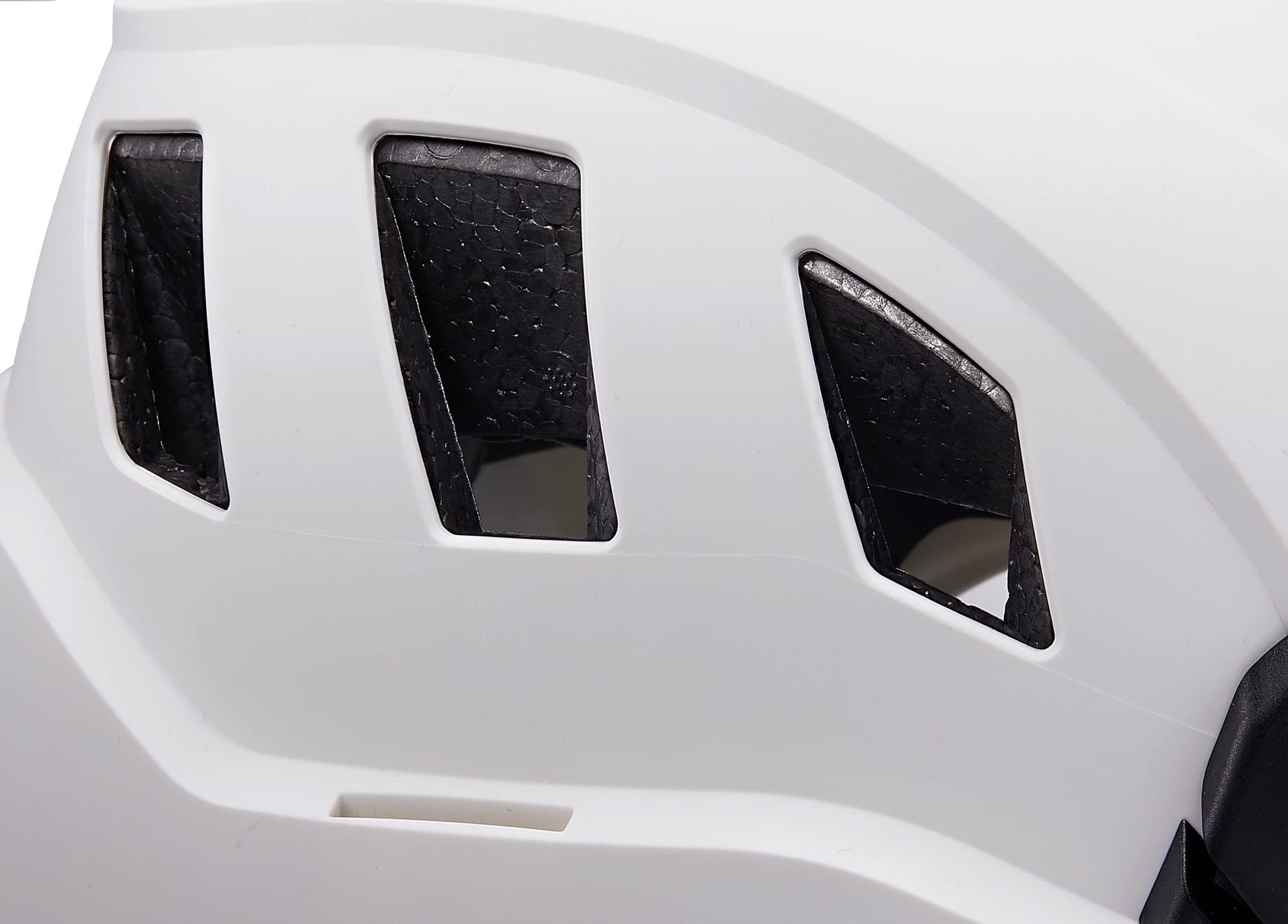 Petzl Strato Vent CenterFIT and Flip&FIT for precise wearing