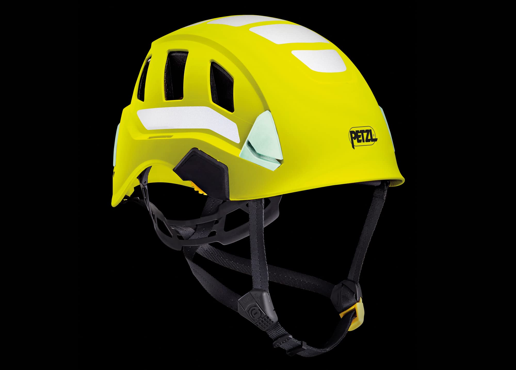 Petzl Strato Vent with centerfit and flipfit ensures precise, comfortable head alignment.