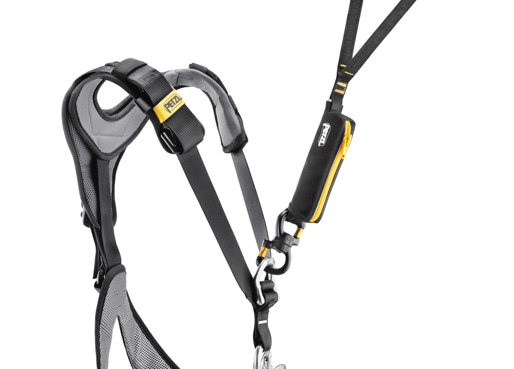 Petzl Swivel Open Swivel ideal for pulleys and lanyards to simplify setups.