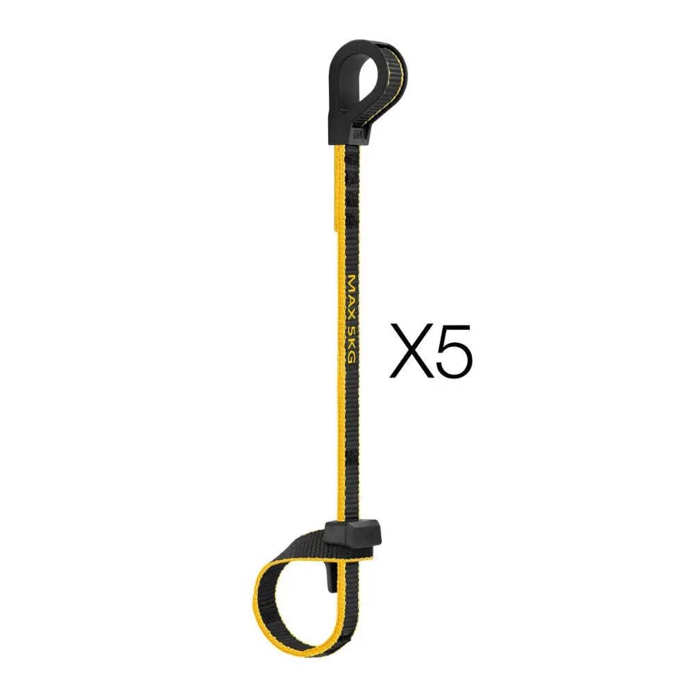 Petzl Toolink L ergonomic connection point speeds quick clipping and unclipping.