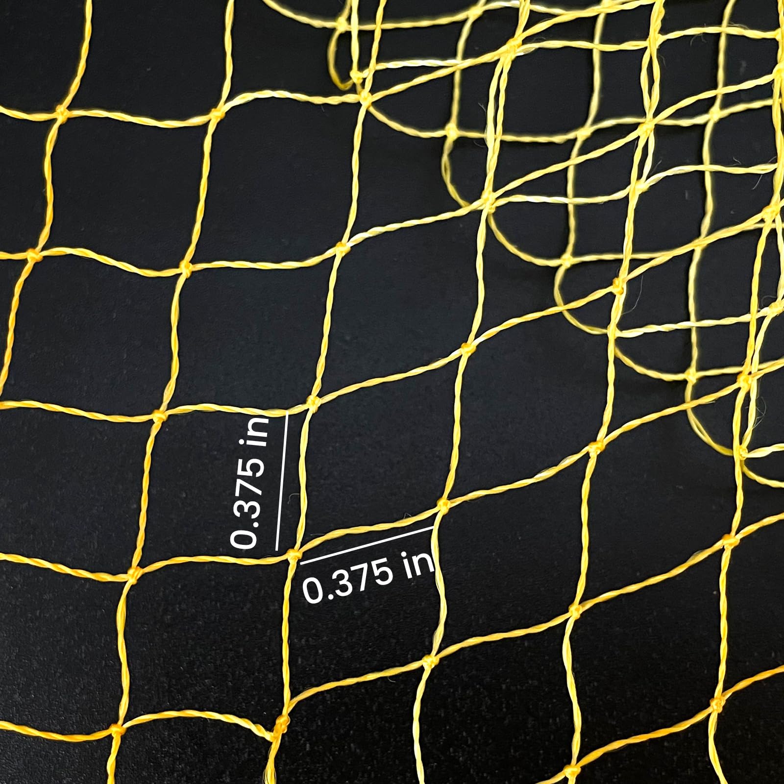 Pfeibk cast net suitable for both saltwater and freshwater environments.