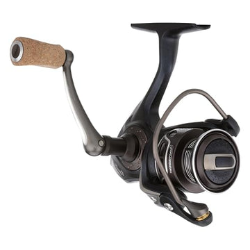 Pflueger President XT 25X aluminum main shaft close-up for rigidity and durability.