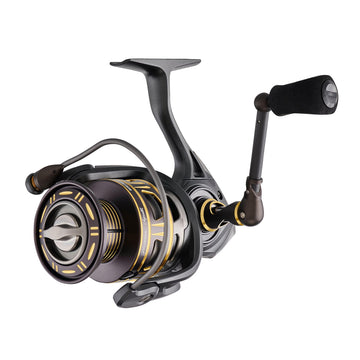 Pflueger Supreme XT carbon rotor enables smooth retrieves during long sessions.