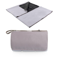 PICNIC TIME ONIVA Blanket Tote XL fleece top delivers cozy comfort on grass and sand.