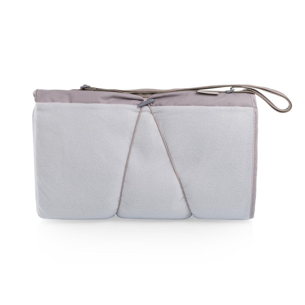 PICNIC TIME ONIVA Blanket Tote XL folded into a compact tote for travel.