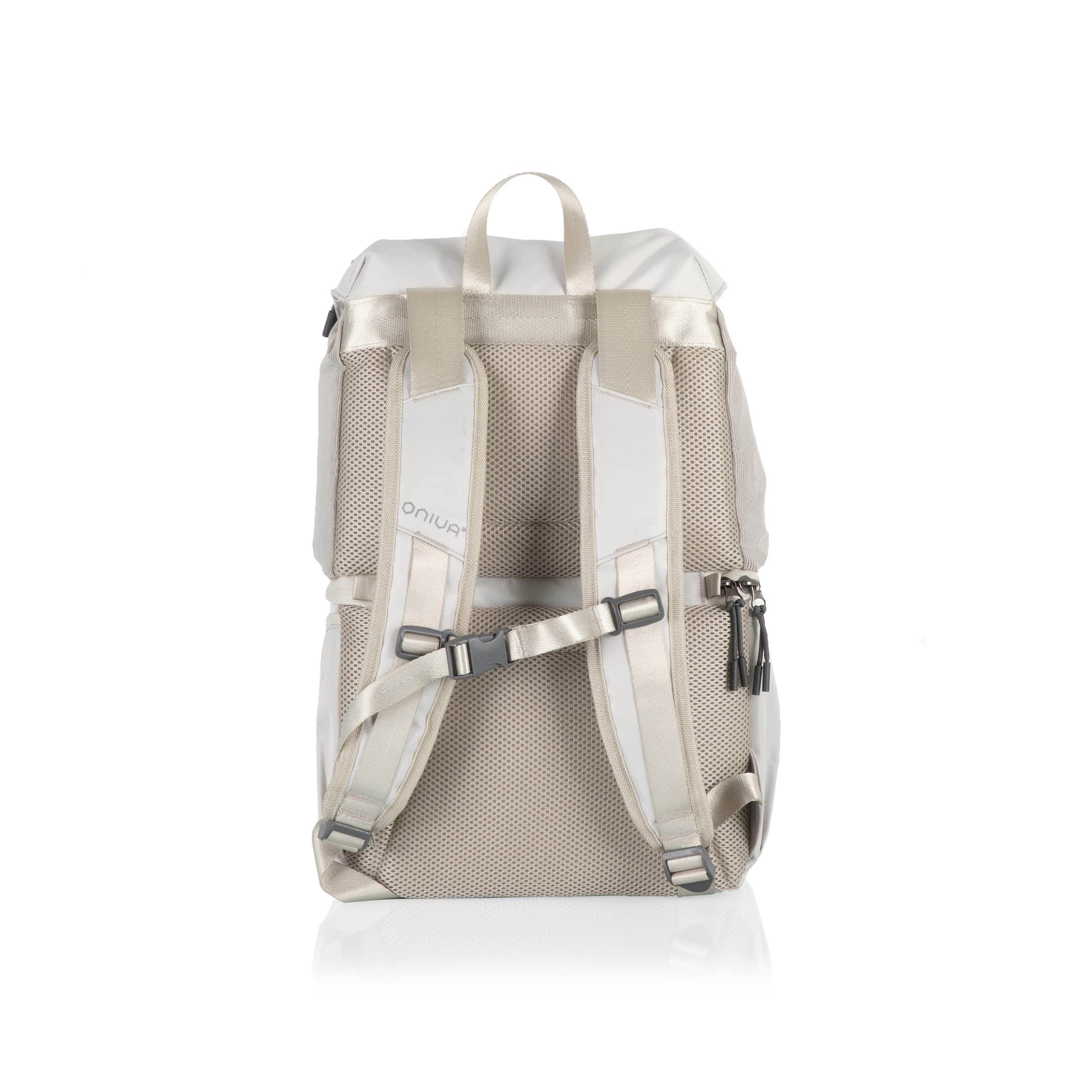 Tarana insulated cooler compartment keeps drinks cold on day trips.