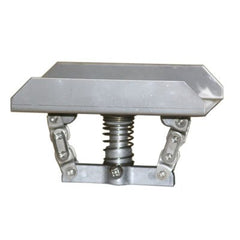 PinbWD The Eliminator rectangular scatter plate reduces wind and varmint waste from deer feeders.