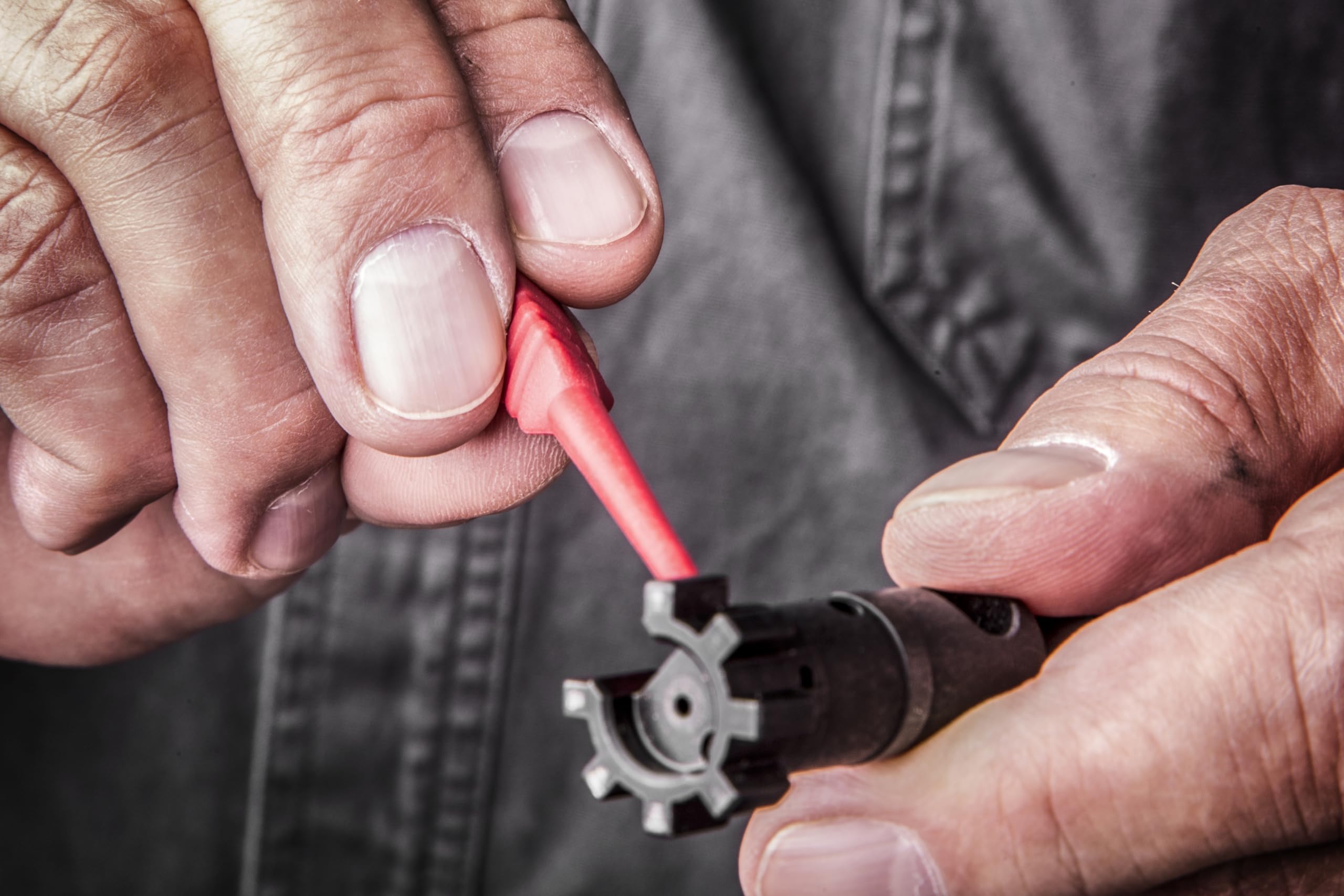Pistol and rifle cleaning kit components with angled bronze brush