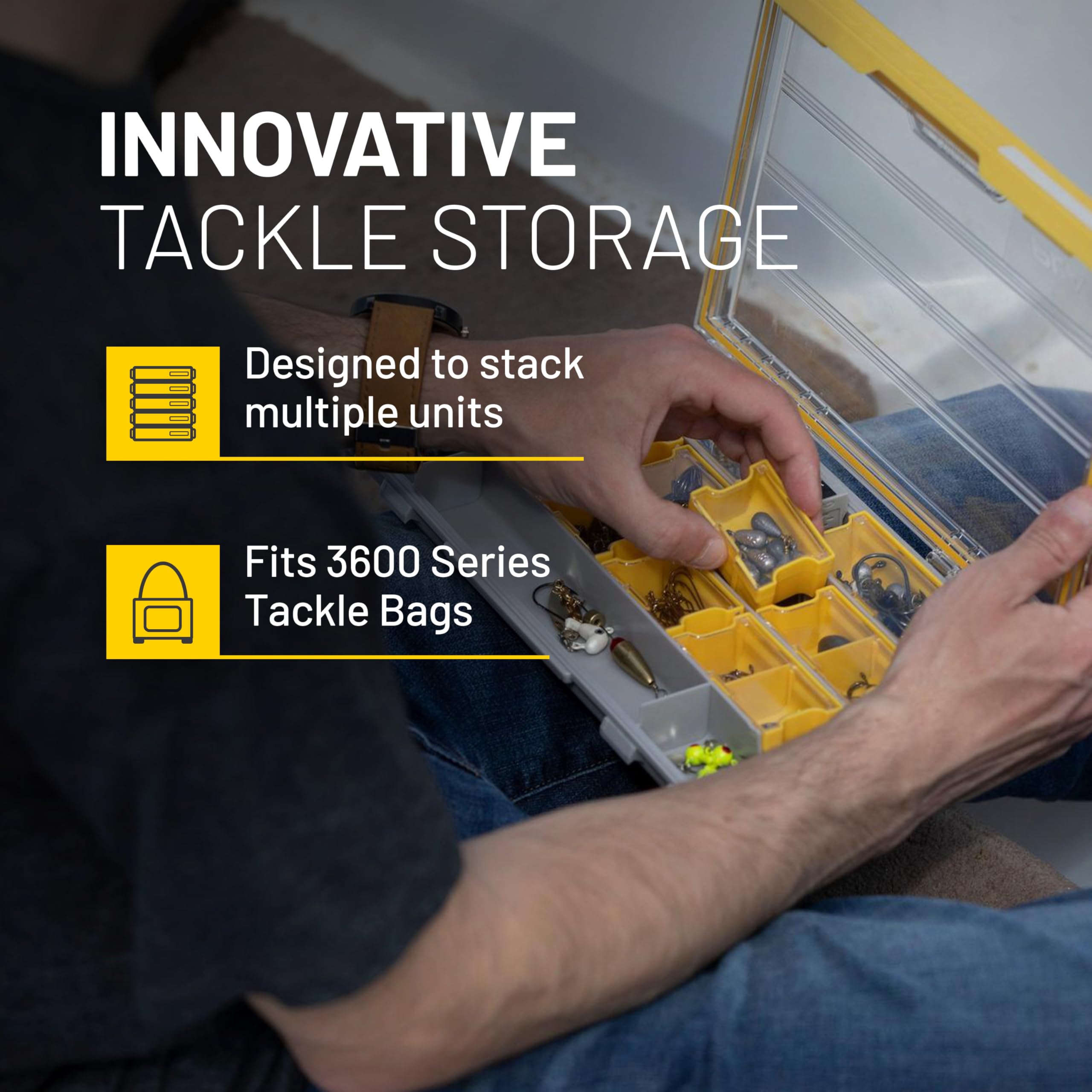 Plano EDGE 3600 DuraView lid lets you identify contents at a glance.