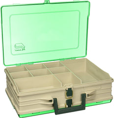 Plano Magnum 19 compartment organizer keeps lures separated and accessible