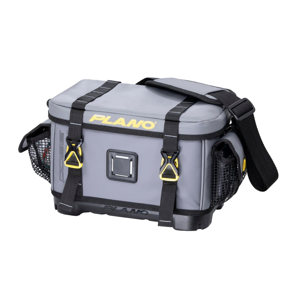 Plano Z-Series 3600 tackle bag showing waterproof base for stable deck storage