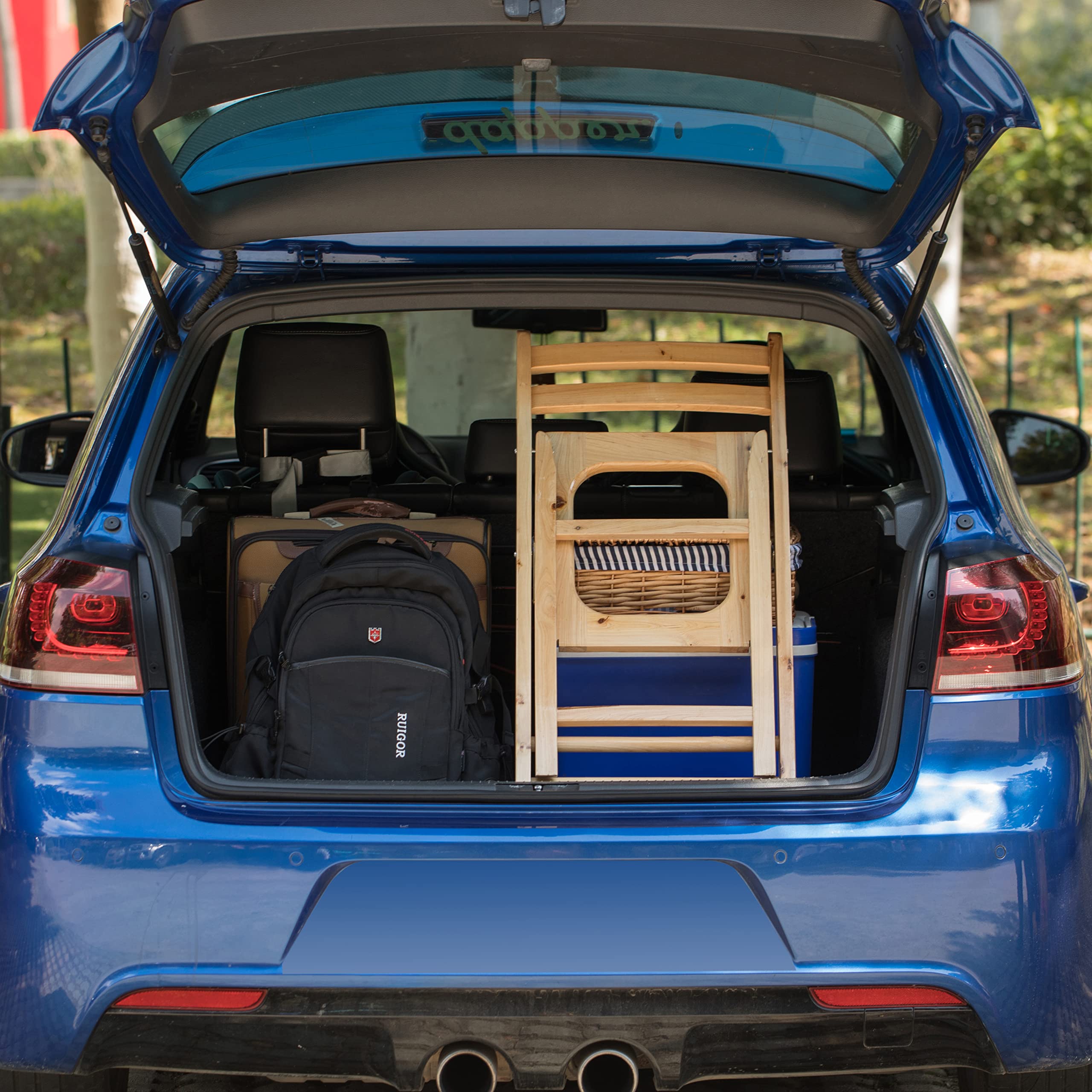 Playberg portable toilet for car travel keeps you comfortable on long trips.