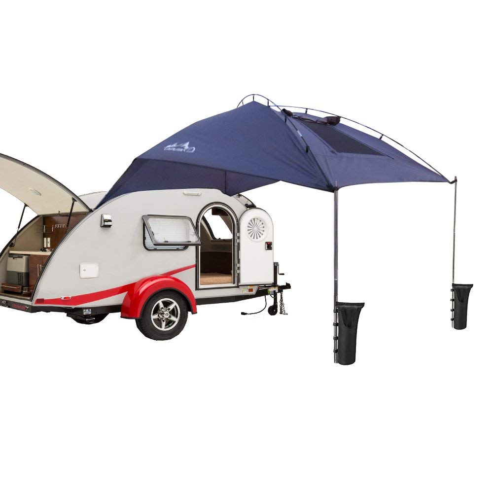 PlayDo lean-to beach setup offers easy sun protection by the water.