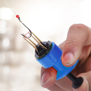 plplaaoo Baits Clip blue variant for easy identification on water.