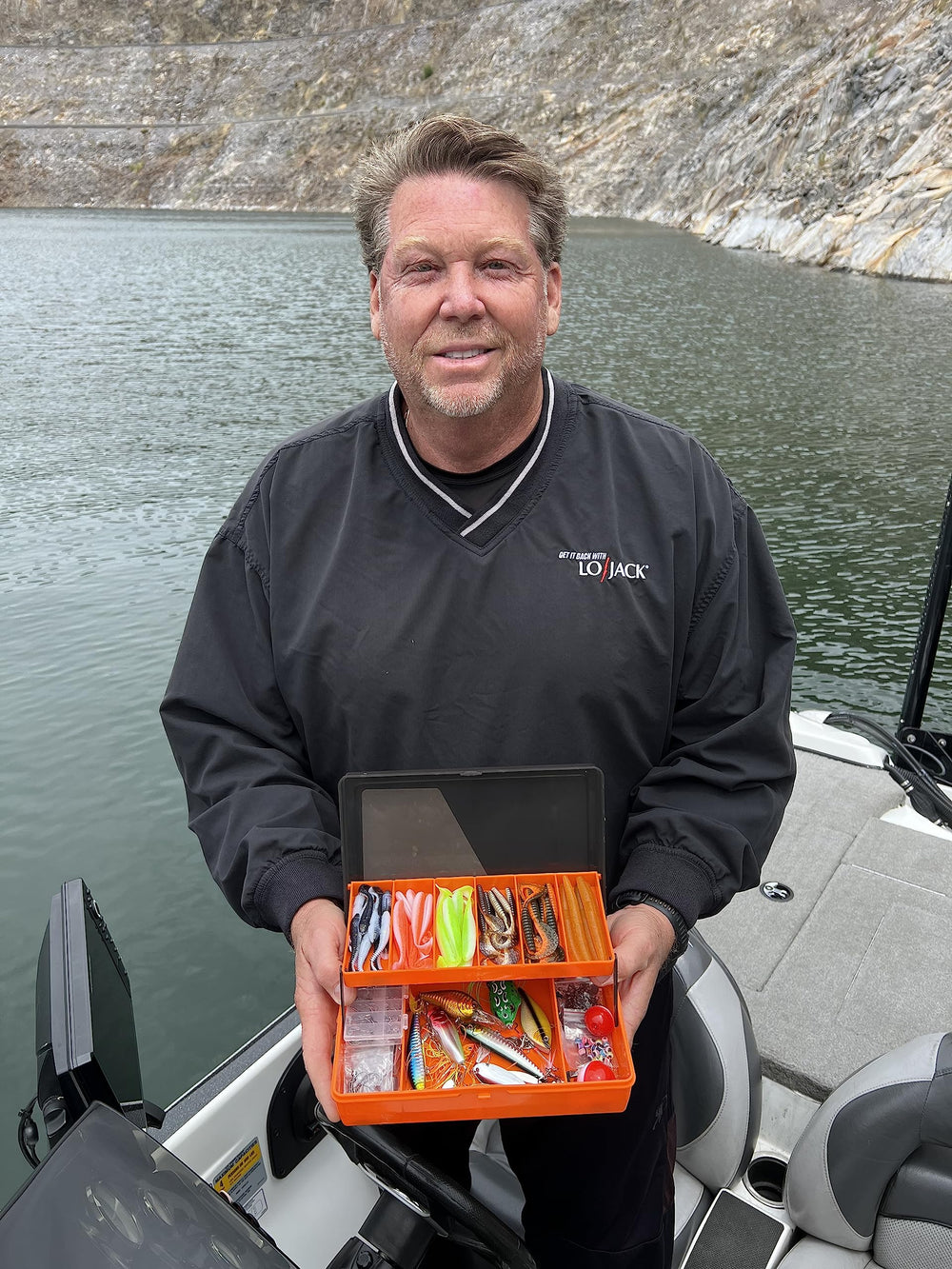 Gift-ready PLUSINNO fishing lures kit for men