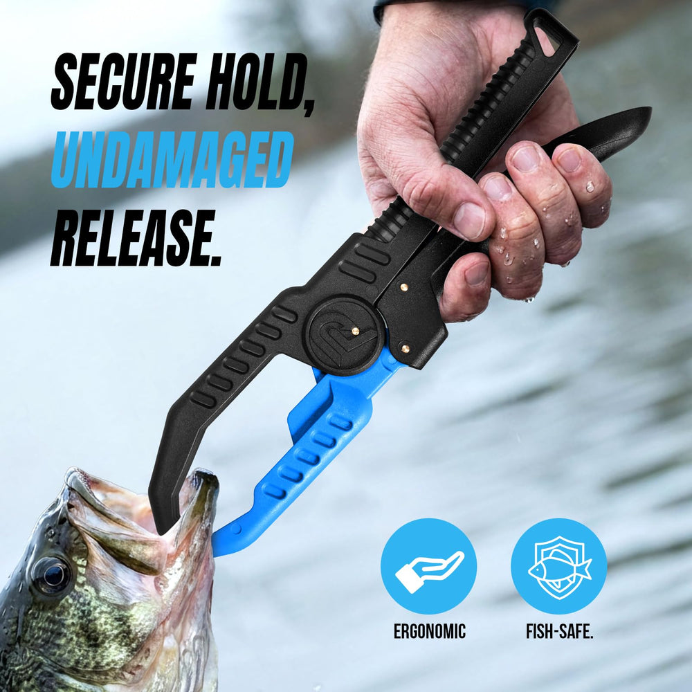 PLUSINNO line cutter scissors provide clean snips and quick rig adjustments.