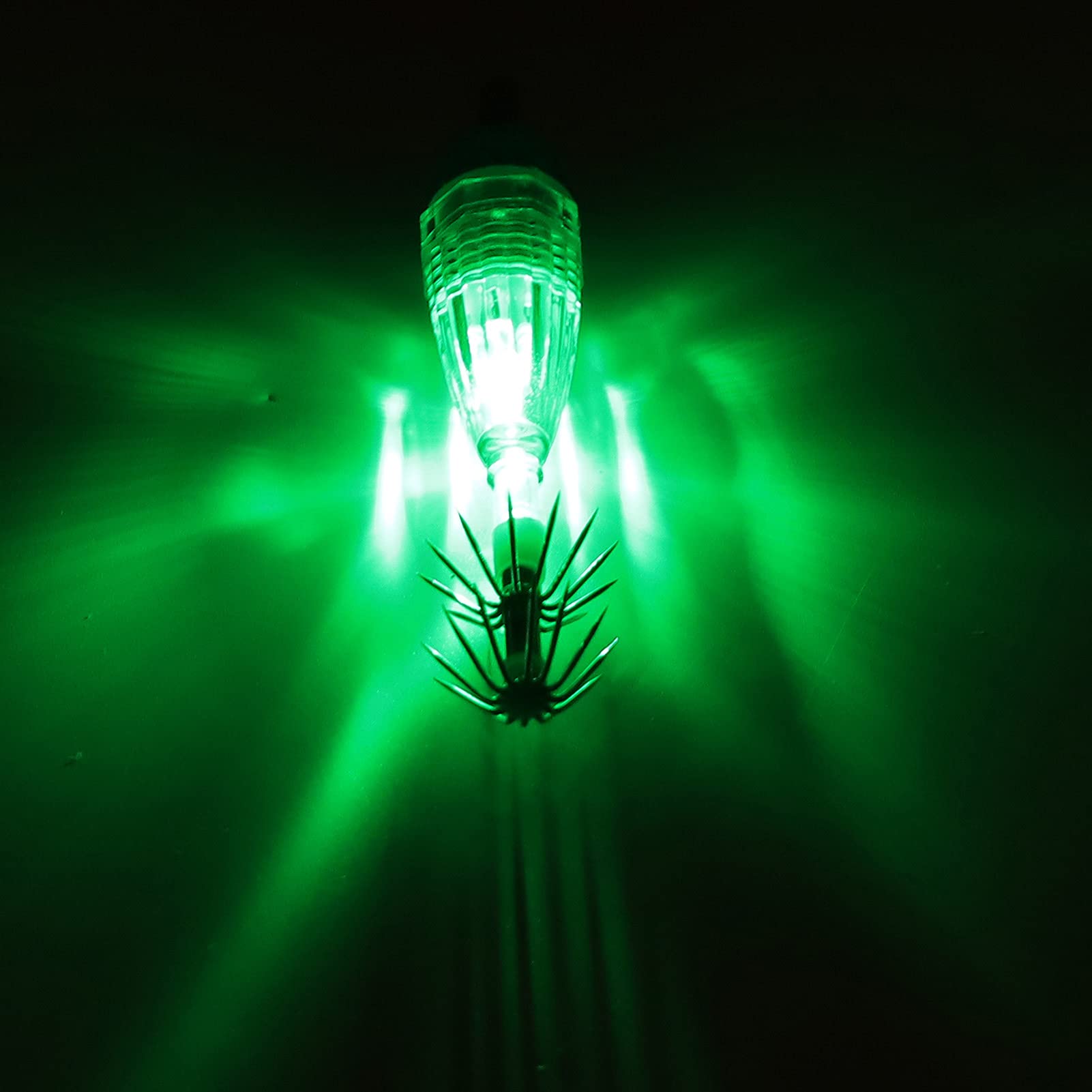 Long-lasting LED light up to 670 hours