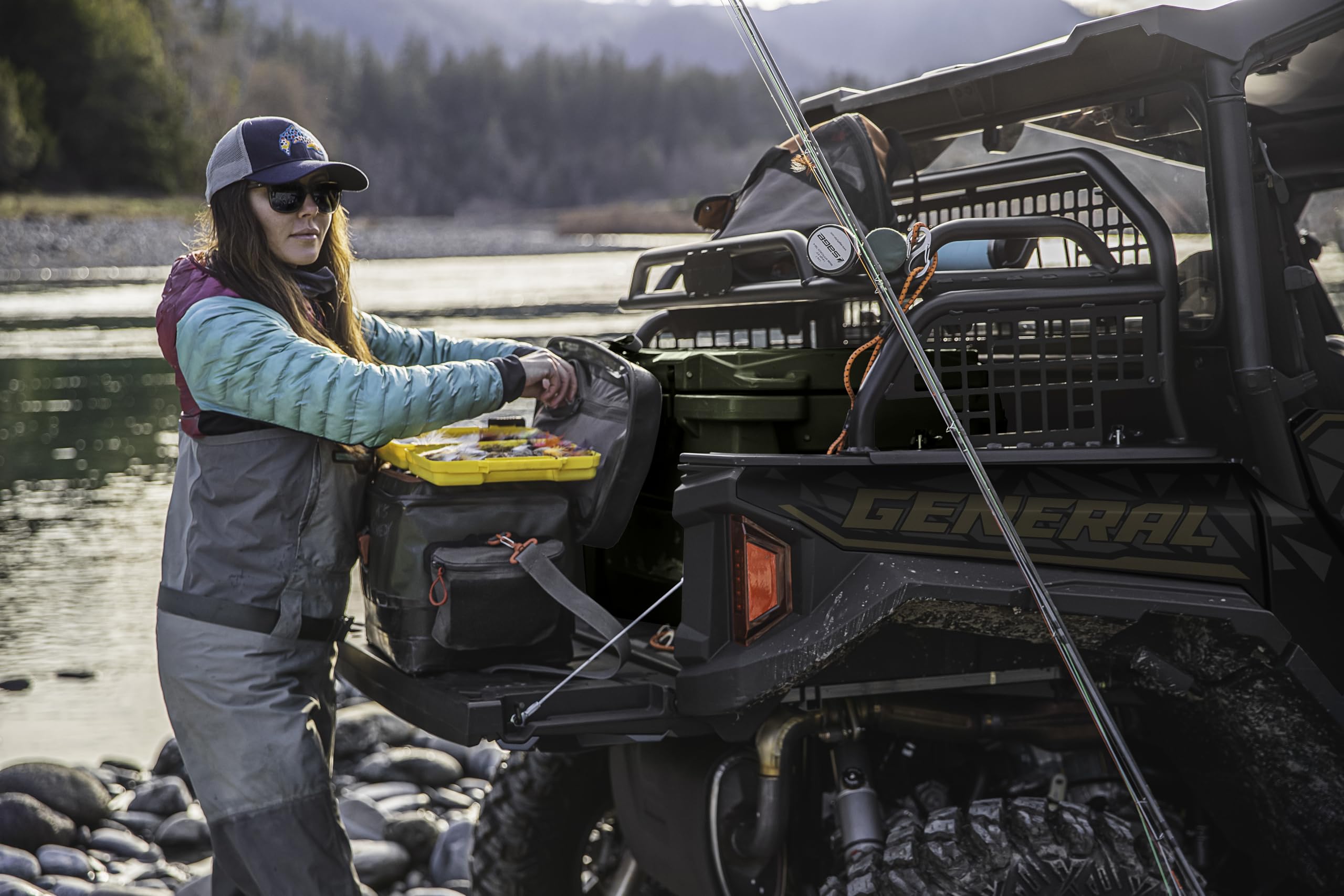 Polaris NorthStar 60 Qt reinforced lockable lid adds security for stored items.