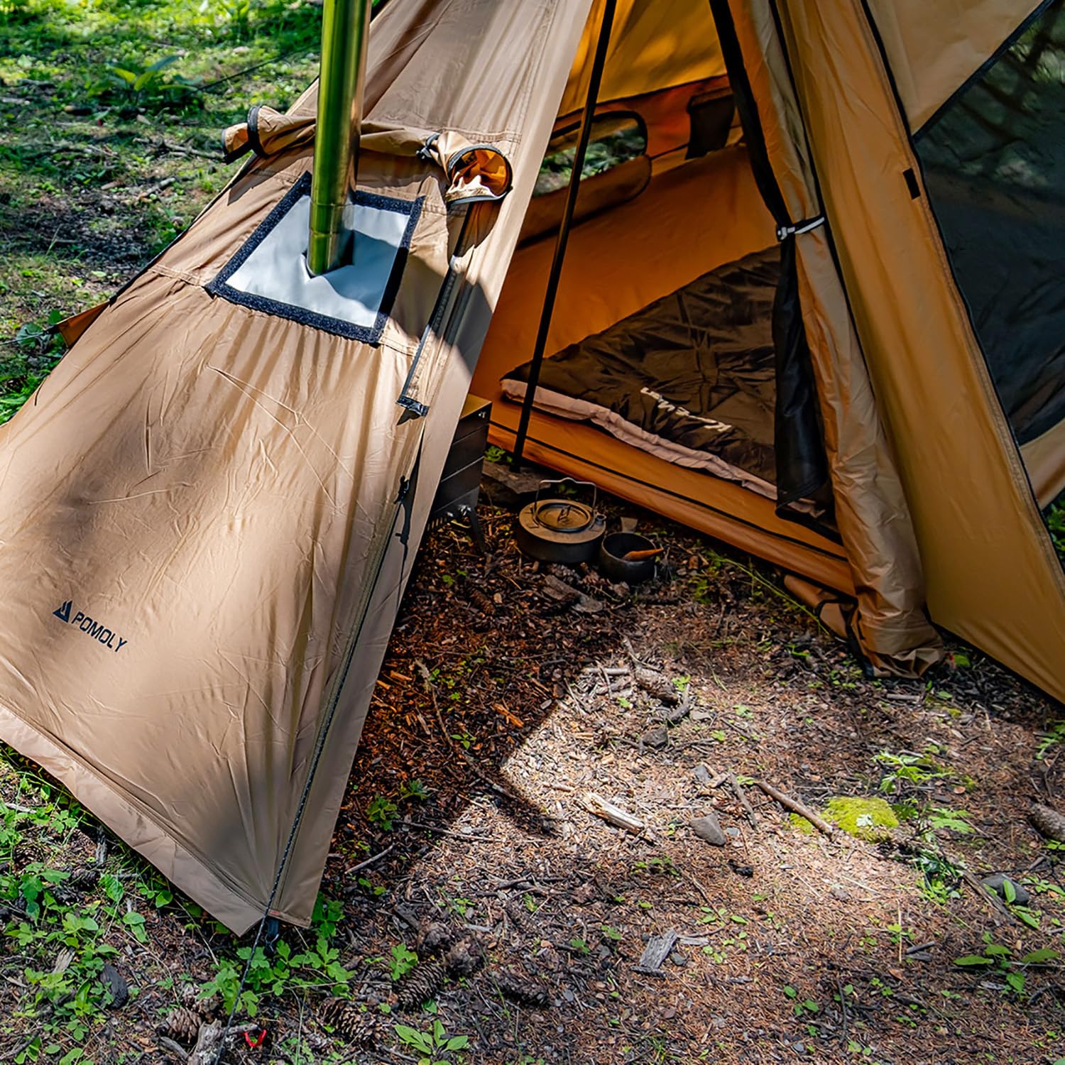 POMOLY STOVEHUT70 packed kit image shows portable, travel-ready shelter.