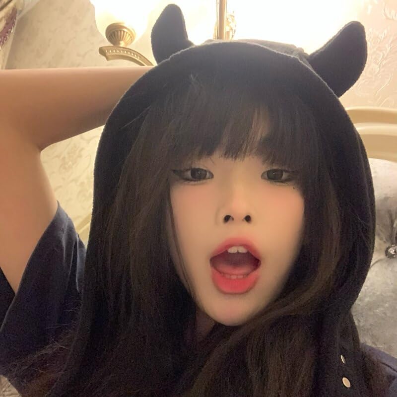 Pooyikoi Y2K khaki ear cap color adds versatile warmth