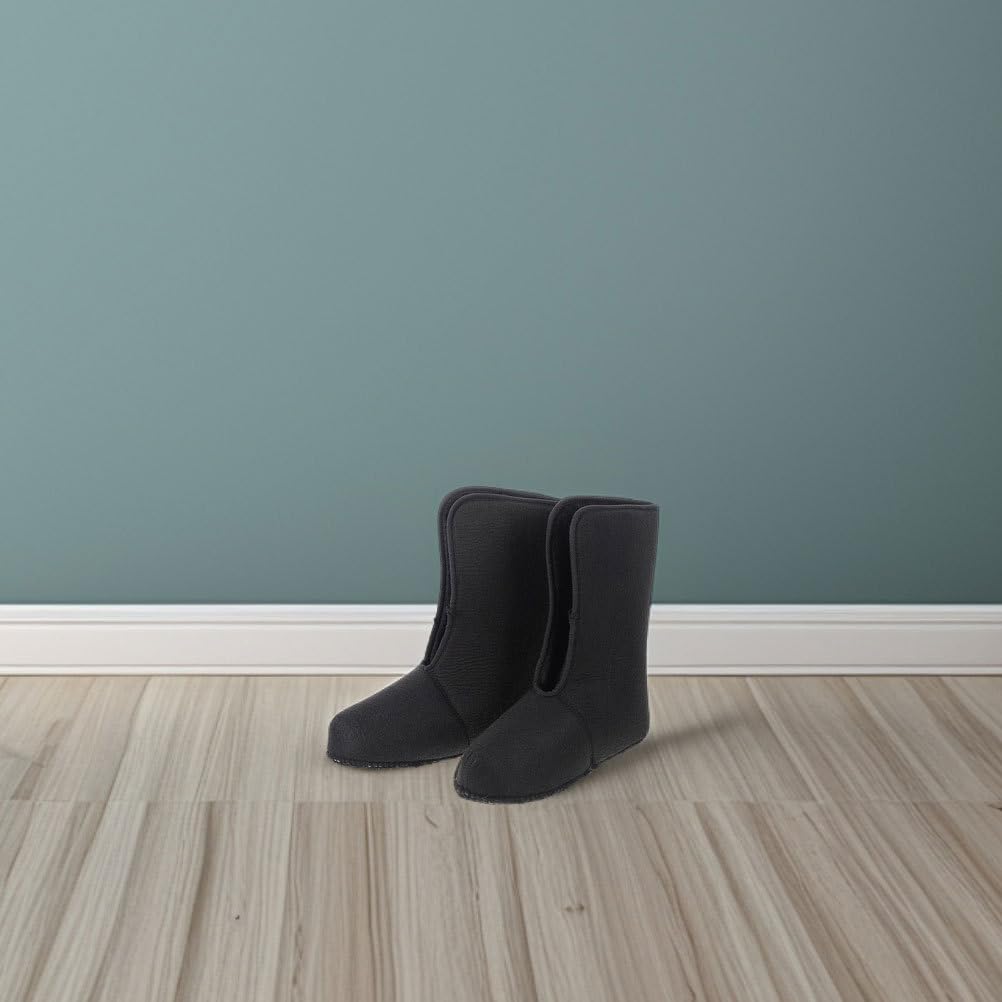 POPETPOP insulated snow boot liner on snowy terrain demonstrates thermal protection
