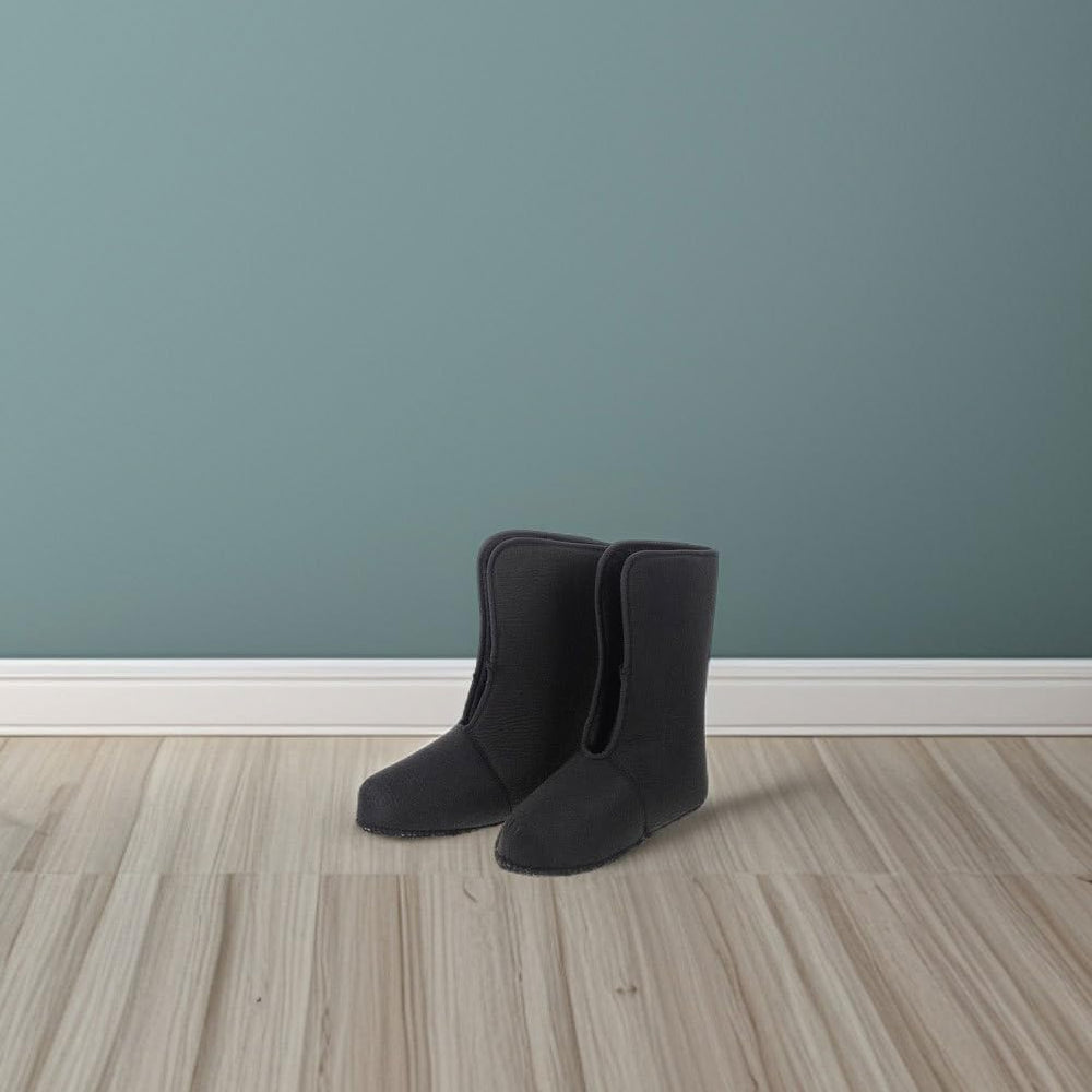 POPETPOP insulated snow boot liner on snowy terrain demonstrates thermal protection