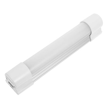 POPETPOP USB-capable lamp powers phones when grid power is scarce.