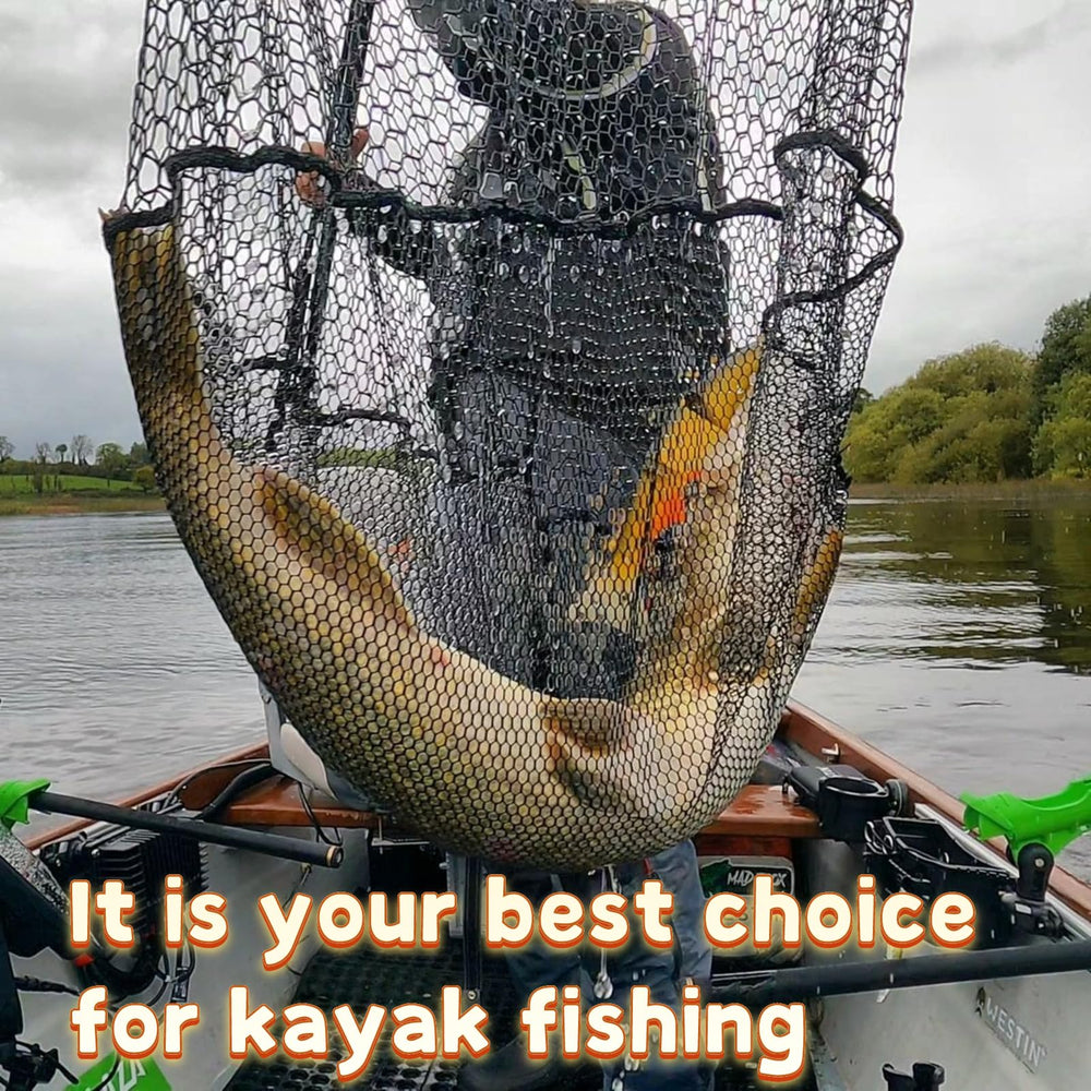 Backpack-friendly folded fishing net