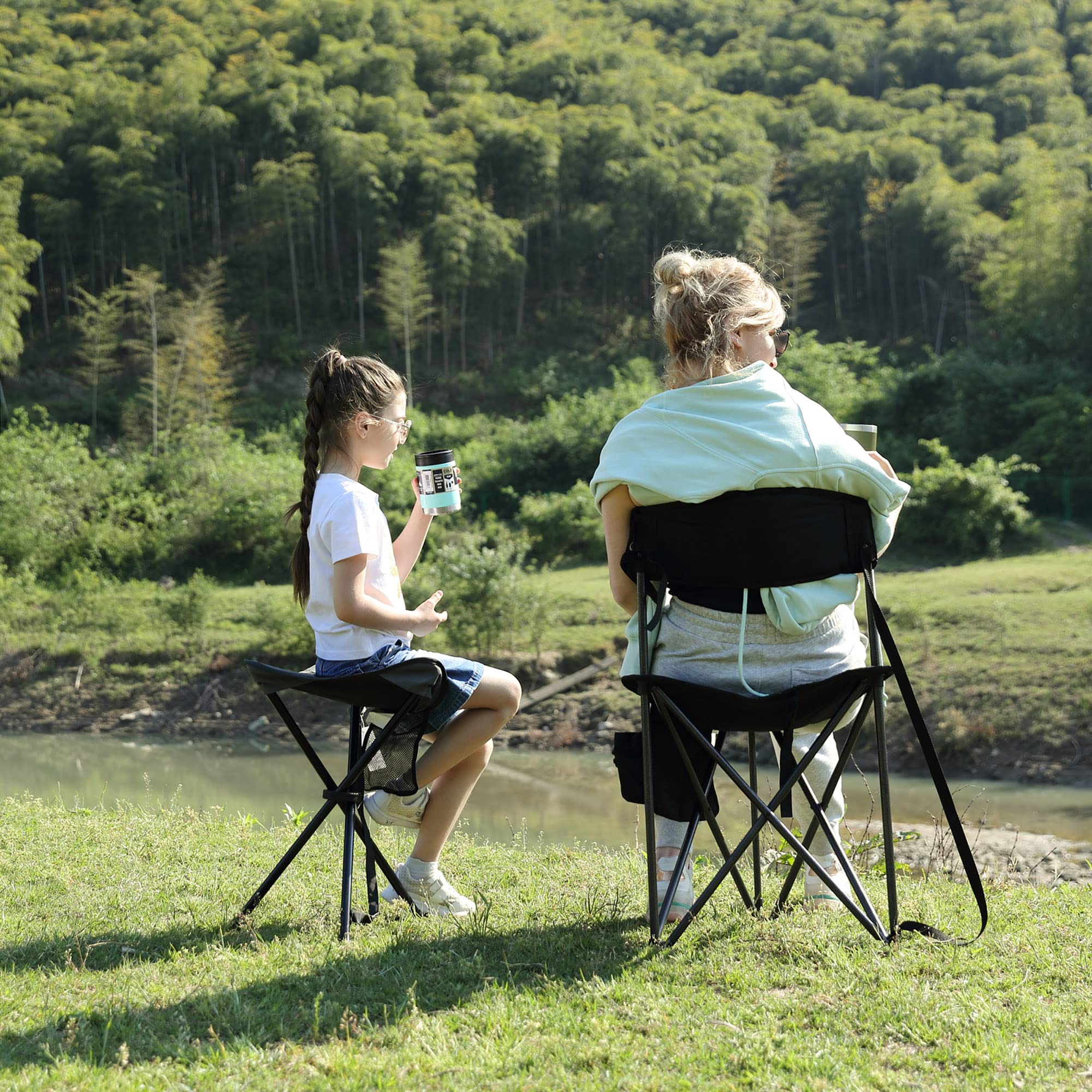 Portal weather-resistant fabric withstands outdoor conditions