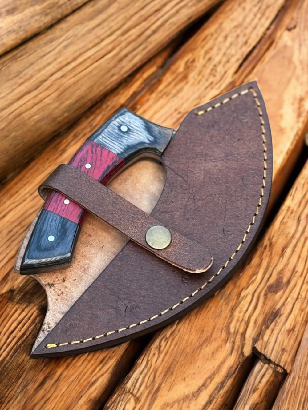 Poshland TTC-111 Damascus ULU edge-sharp close-up for ready-to-use slicing.
