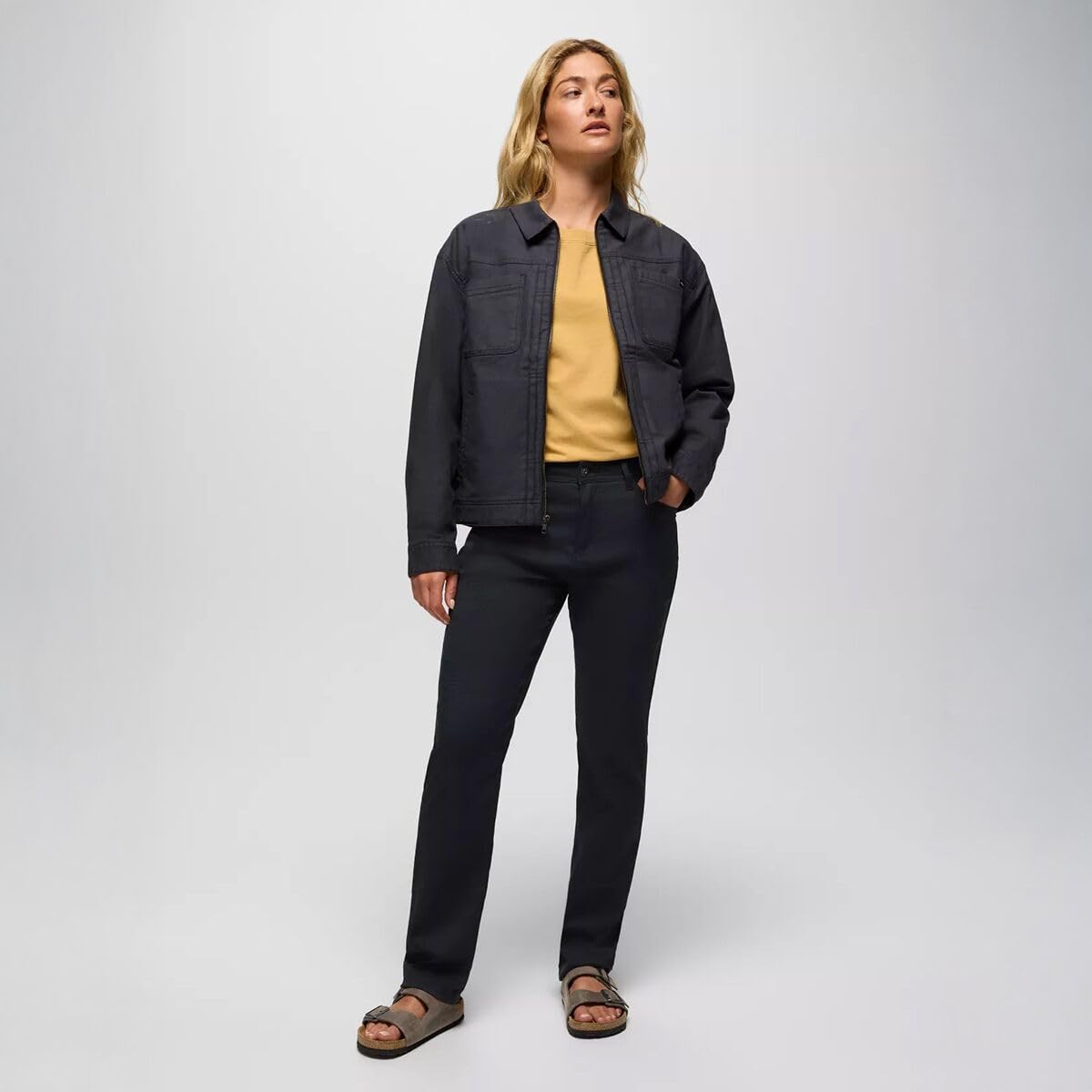 Prana Zion Halle pants back pockets offer reliable storage during activities.