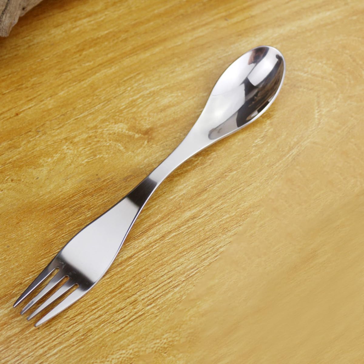 Stainless steel design by PRETYZOOM resists rust, suitable for repeated camping trips.