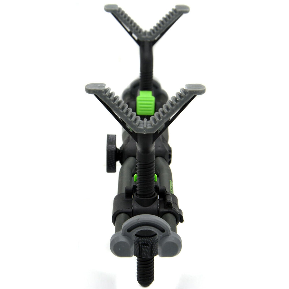 Adjustable height and tilt mechanism of the gun rest