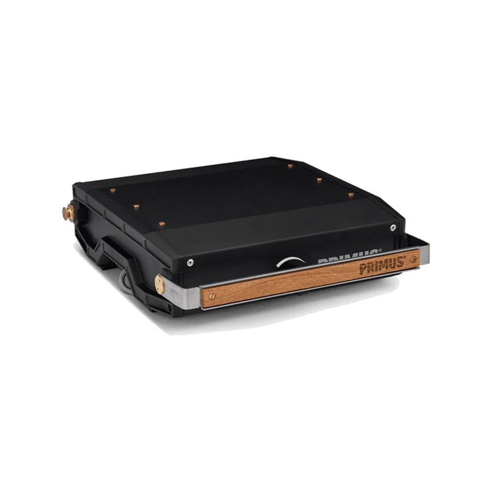 Primus Moja Compact stove burner detail shows 3000 W power for quick boils.