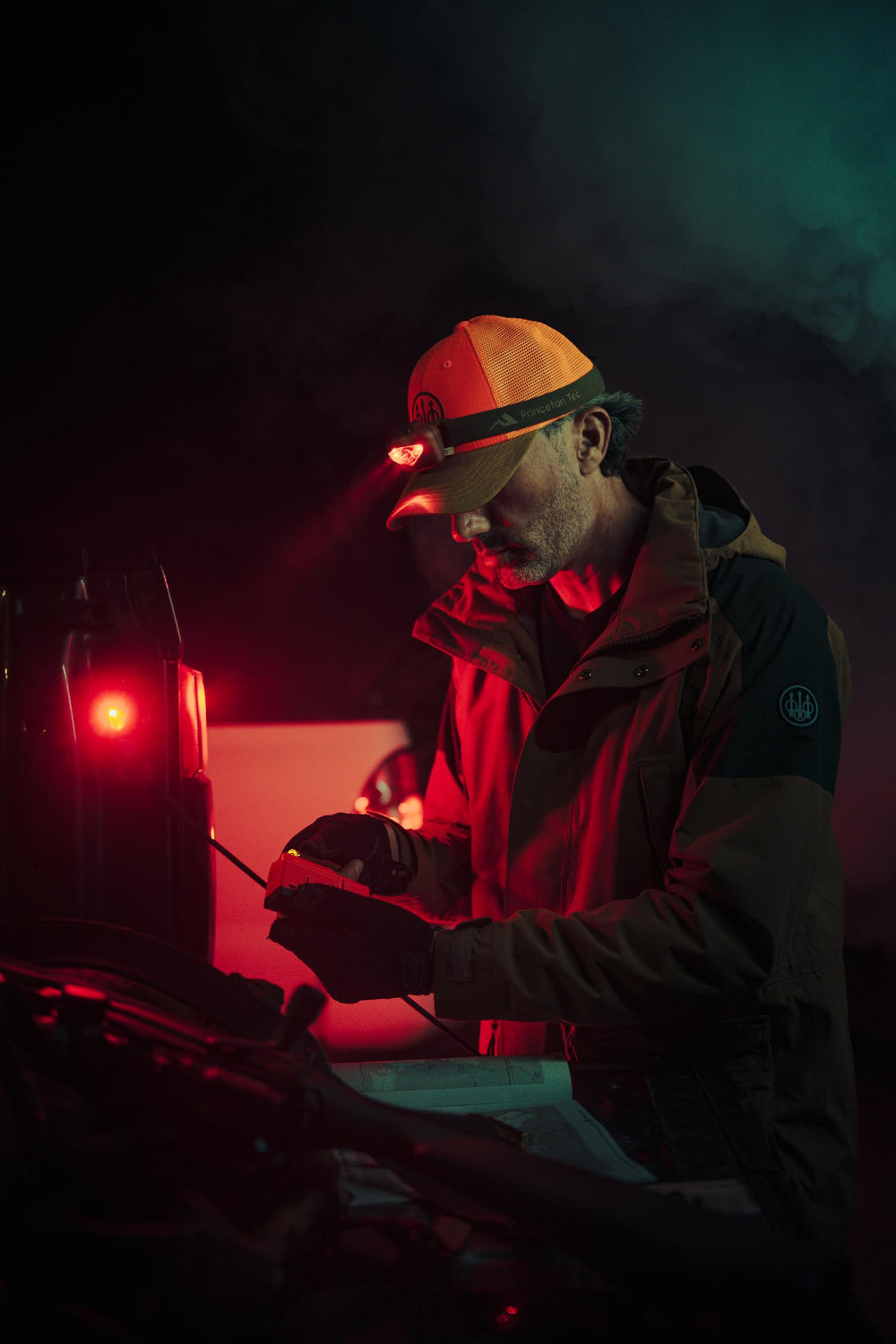 Princeton Tec Vizz22 night hiking use showing dimmable white light